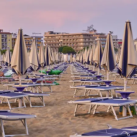 Coastal Comfort In Lido Del Sole With Sea View Bibione